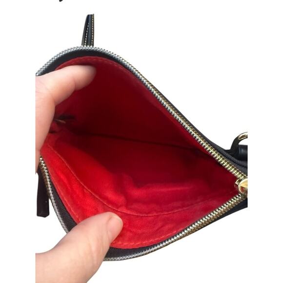 Dooney and Bourke North South Triple Zip Crossbody Black EUC - Picture 4 of 8